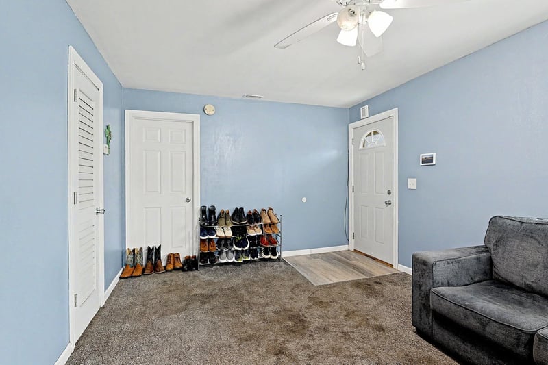 321 Kinkaid Ave, Wichita, KS 67211