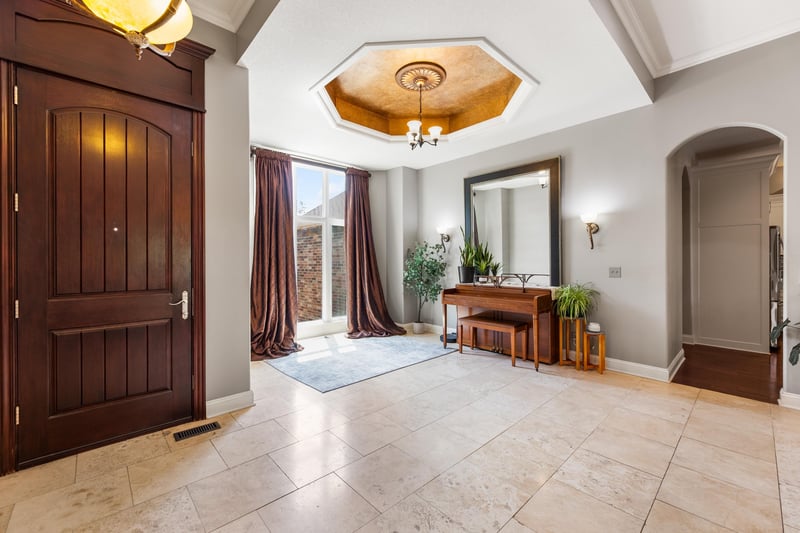104 Chelmsford Ct, Wichita, KS 67230