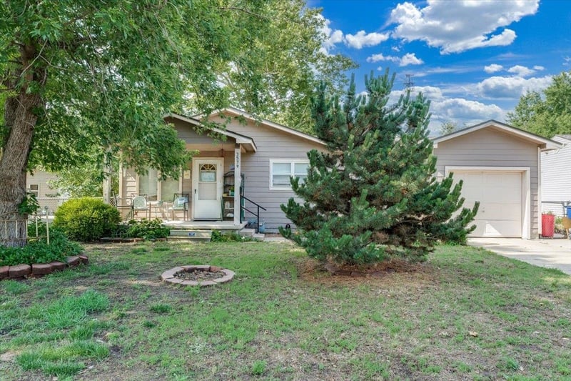 3579 Vine , Wichita, KS 67217