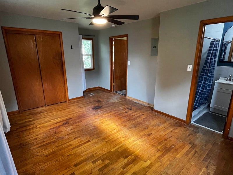 328 SW 3rd, Newton, KS 67114