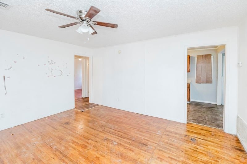 1843 N Litchfield, Wichita, KS 67203