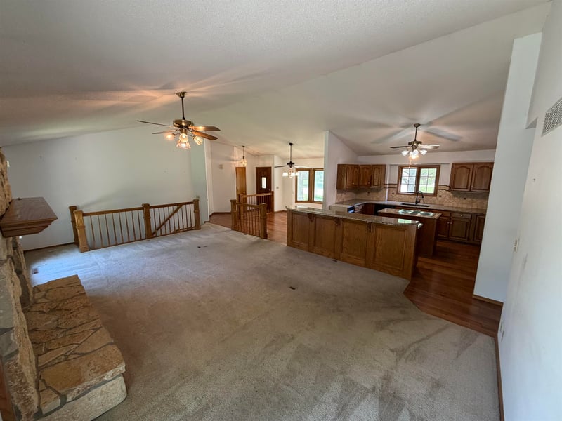 2750 Rushwood St, Wichita, KS 67226