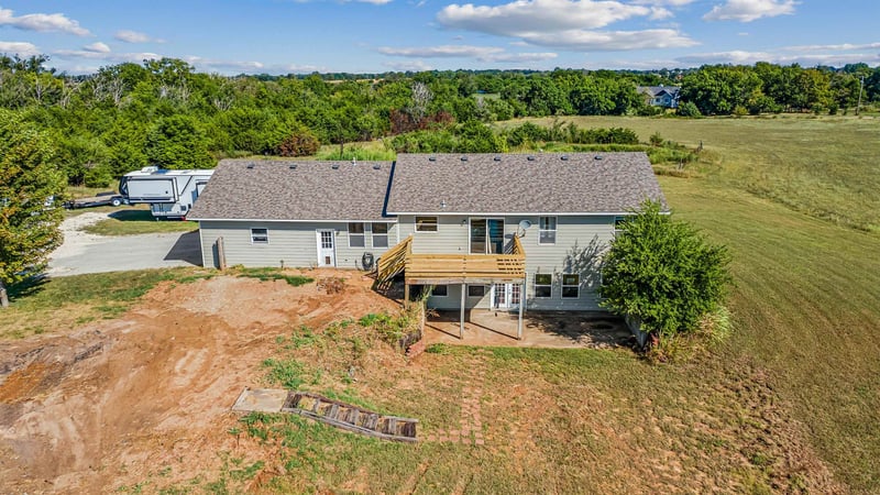 13086 SW 230th, Douglass, KS 67039-0000