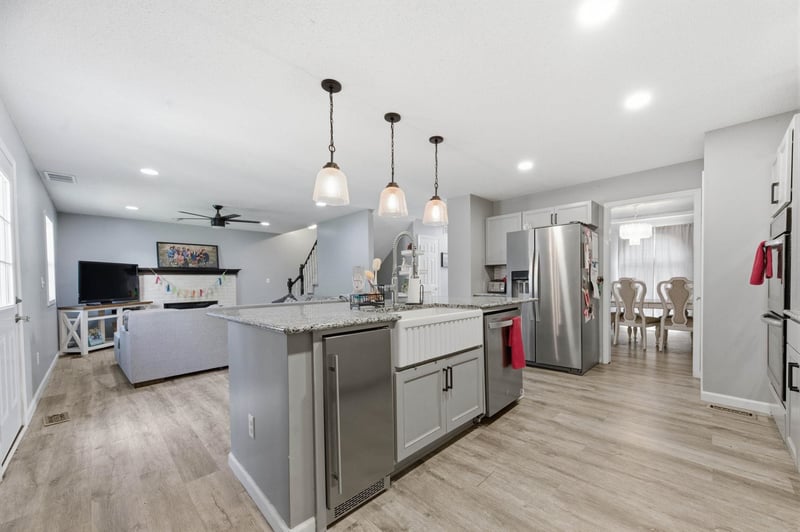 412 W 7th Ave, Cheney, KS 67025