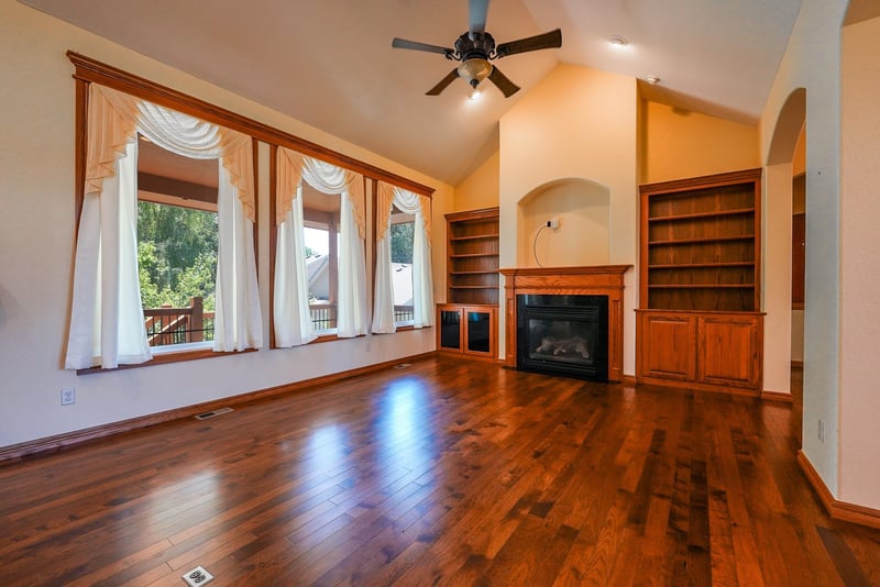 1910 Jason Dr, El Dorado, KS 67042