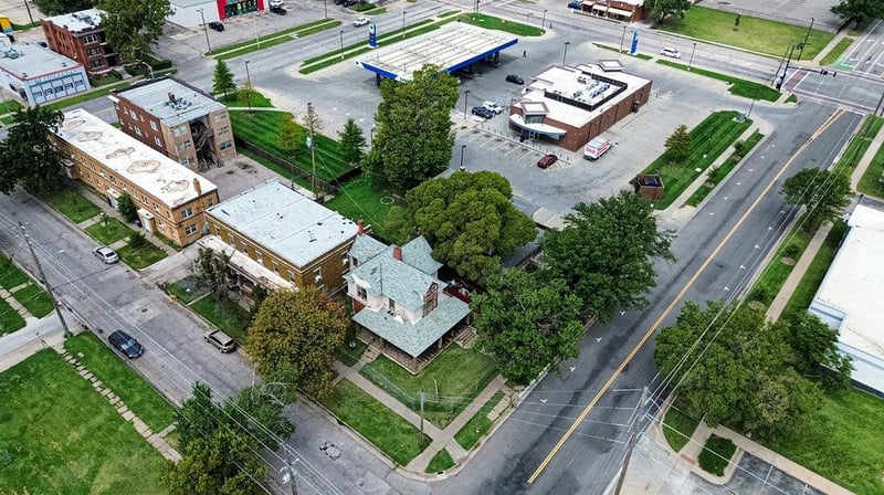 306 Pine , Wichita, KS 67214
