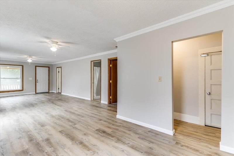 313 Lincoln , Wellington, KS 67152
