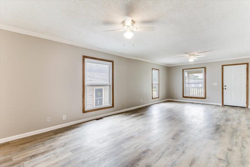 313 Lincoln , Wellington, KS 67152