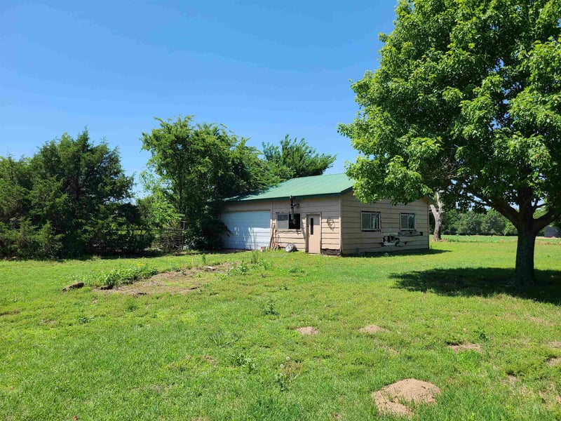 5601 252nd, Arkansas City, KS 67005