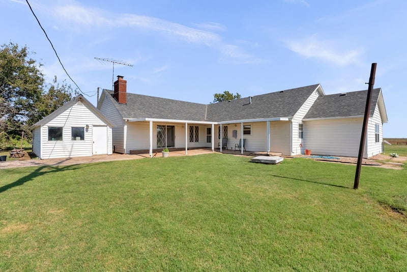 459 90th , Freeport, KS 67049