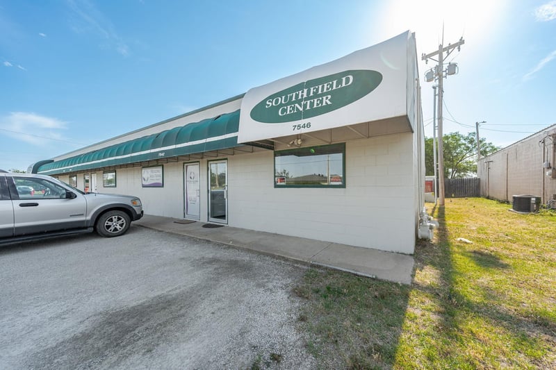 7530 Broadway , Haysville, KS 67060