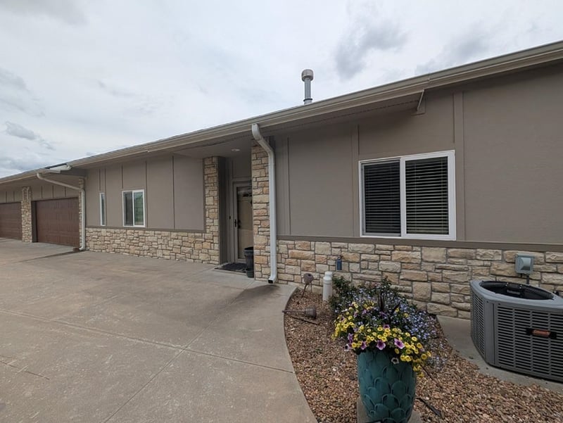 1307 N Hamilton Dr Unit F, Derby, KS 67037