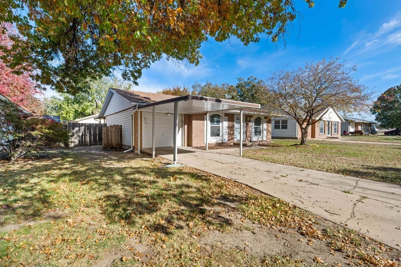 1111 7th St, Wellington, KS 67152