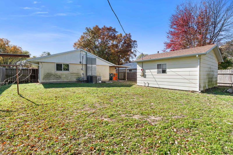 1111 7th St, Wellington, KS 67152