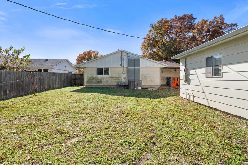 1111 7th St, Wellington, KS 67152