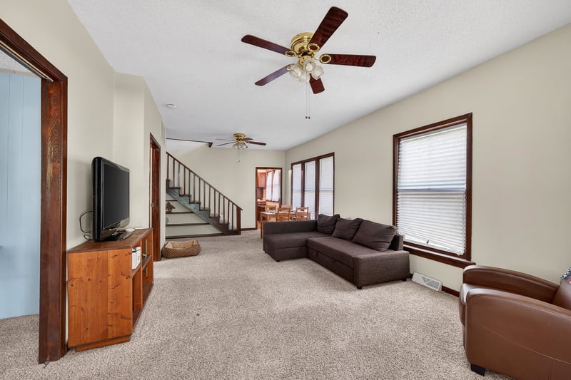 810 Litchfield Ave, Wichita, KS 67203