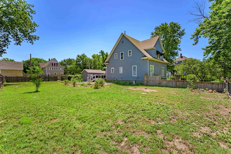 501 C St, Wellington, KS 67152
