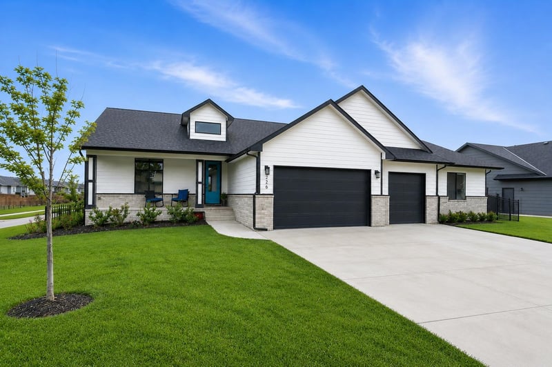 226 Wellcrest Cir, Goddard, KS 67052