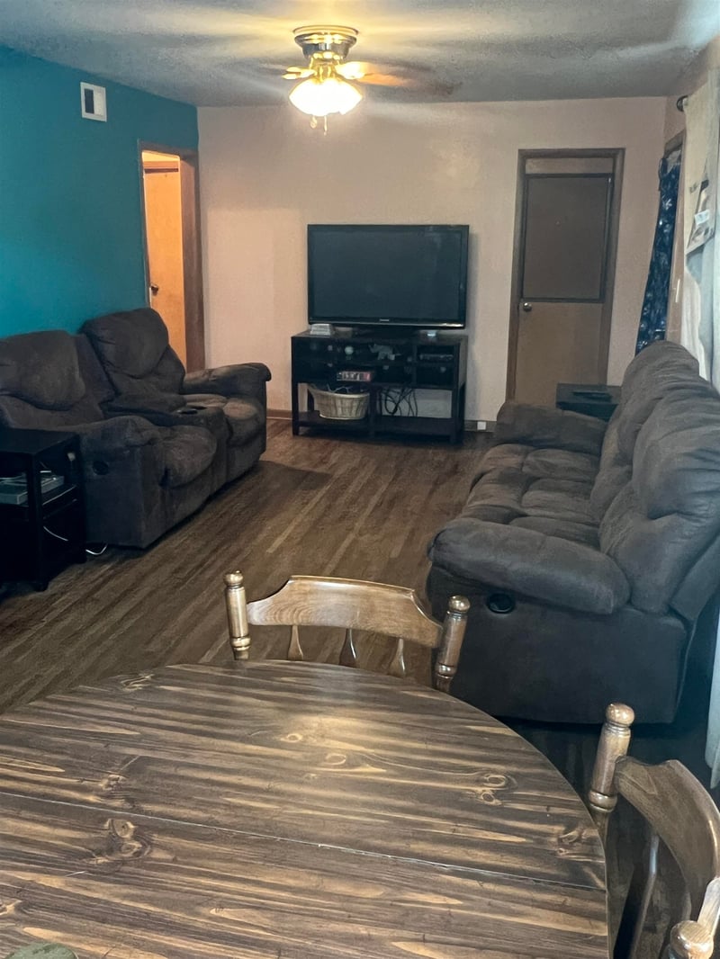 1236 Walnut St, Eureka, KS 67045