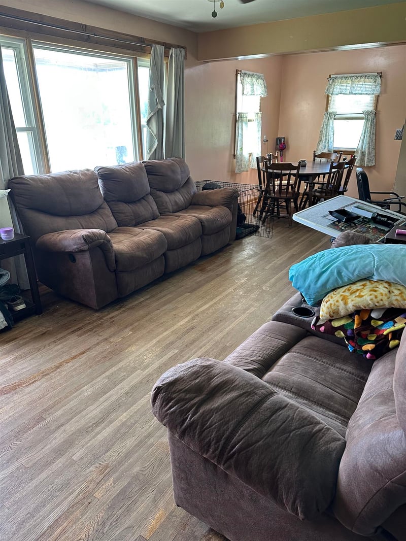 1236 Walnut St, Eureka, KS 67045