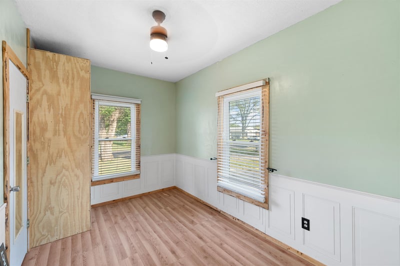 725 Argyle , Minneapolis, KS 67467
