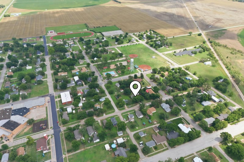 418 Briarwood , Norwich, KS 67118