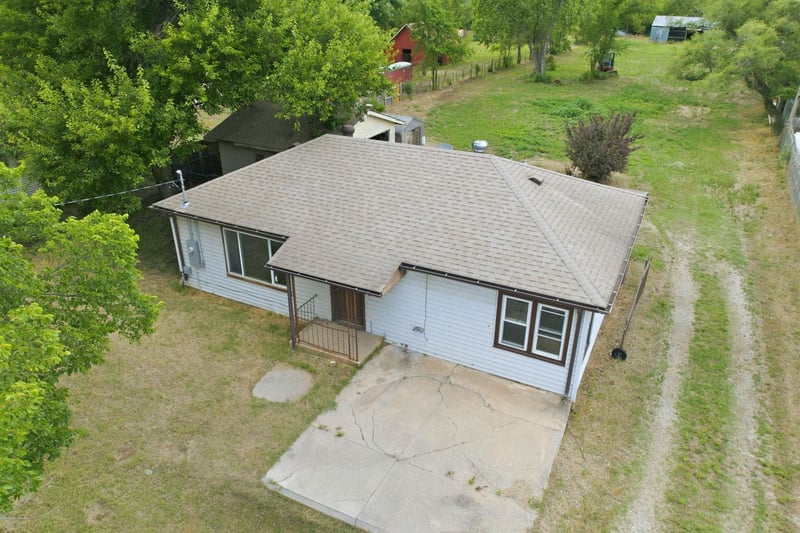528 79th St S, Haysville, KS 67060