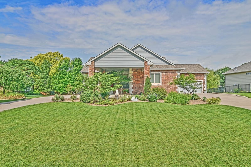 217 Grant , Clearwater, KS 67026