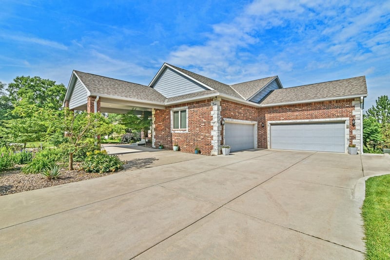 217 Grant , Clearwater, KS 67026