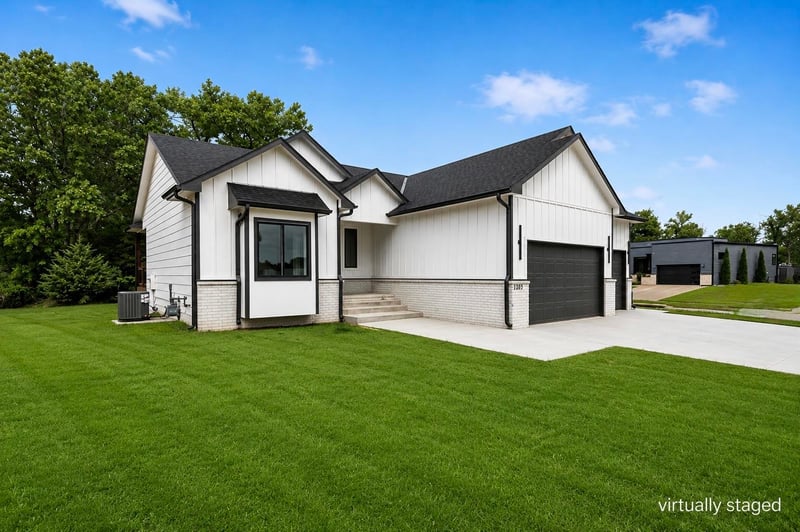 1203 E Maywood Ct, Wichita, KS 67216