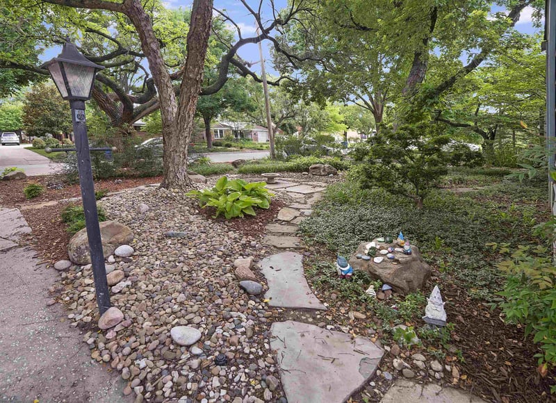 1450 N Salina, Wichita, KS 67203