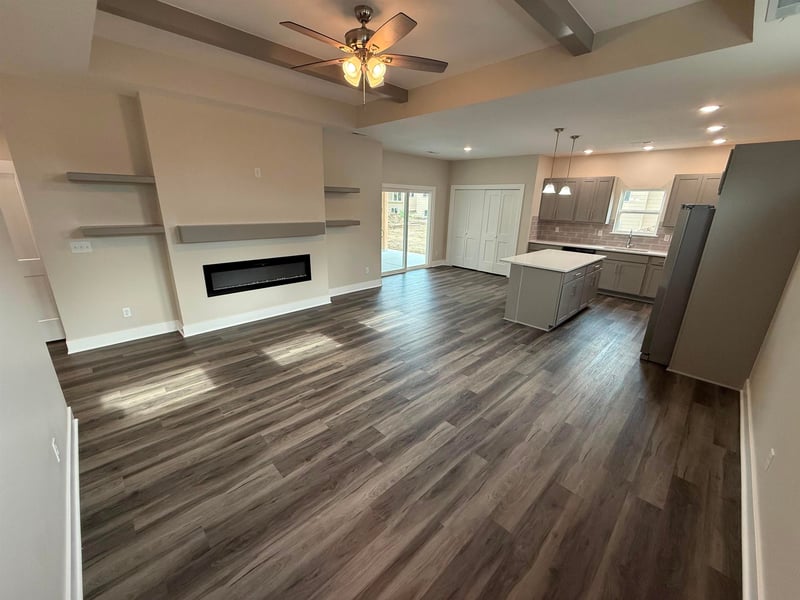 5115 N Toben Ct, Bel Aire, KS 67226