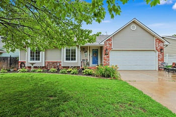146 Chestnut Dr, Mulvane, KS 67110