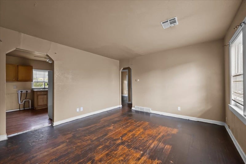 1646 Poplar , Wichita, KS 67214