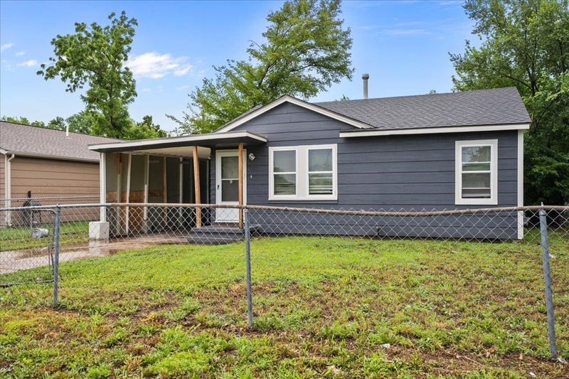 1646 Poplar , Wichita, KS 67214