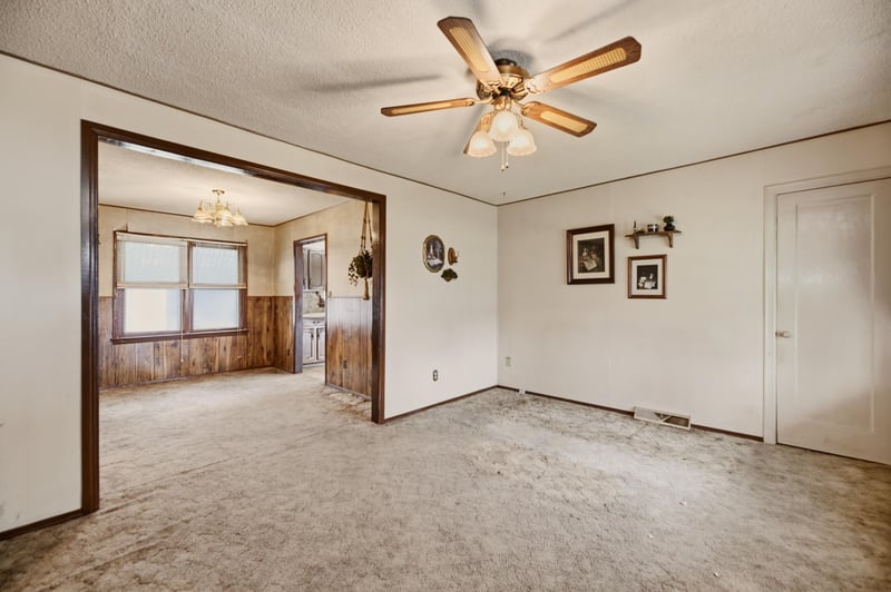 2111 Pattie , Wichita, KS 67211