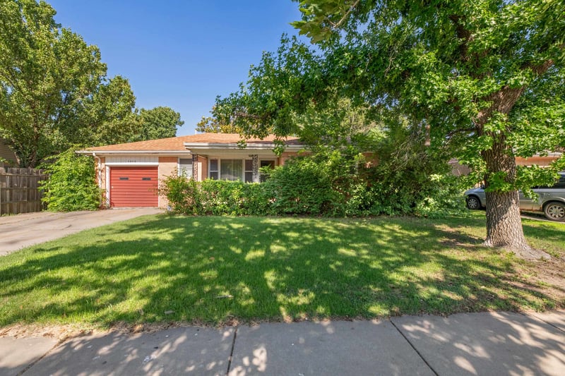 3532 S Seneca, Wichita, KS 67217