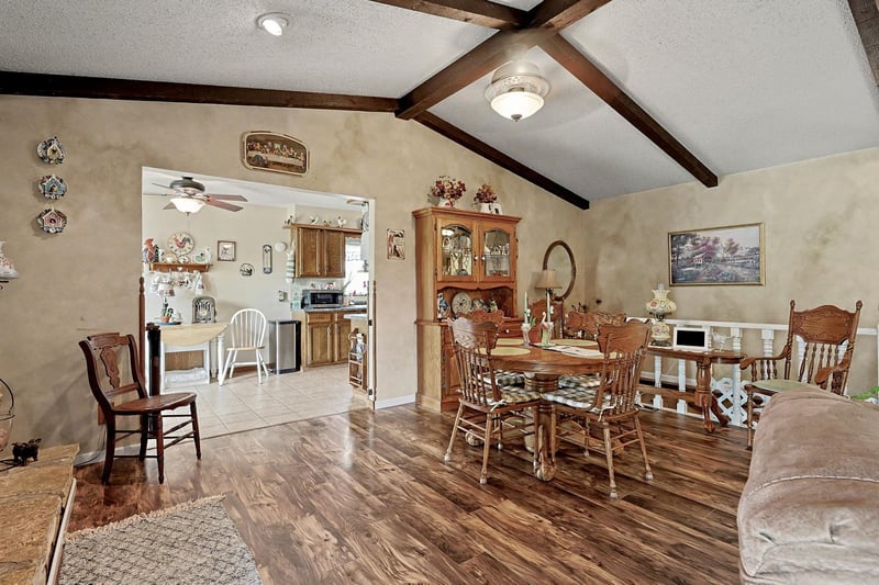 533 E Parkwood, Rose Hill, KS 67133