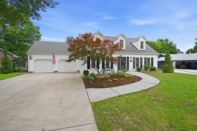 19 Fleetwood , Winfield, KS 67156