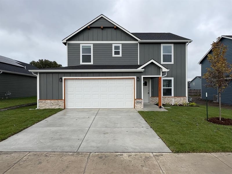 9210 Hurst St, Wichita, KS 67210