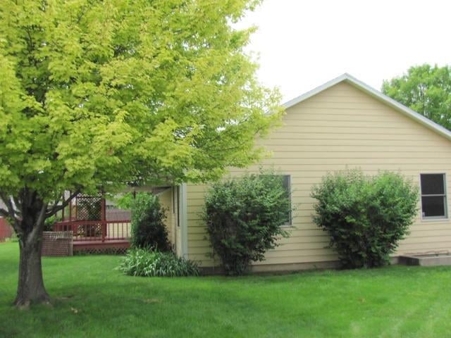 1410 Lorianna Ct, Salina, KS 67401