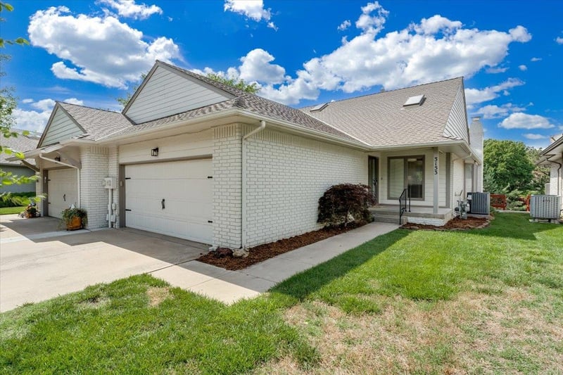 3153 W Keywest Ct, Wichita, KS 67204
