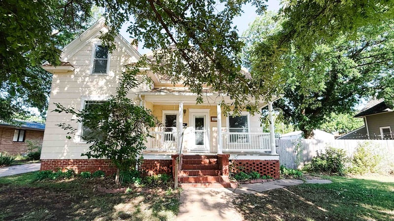 407 Pine St, Pratt, KS 67124