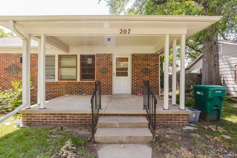 207 - 209 S Custer, Wichita, KS 67213
