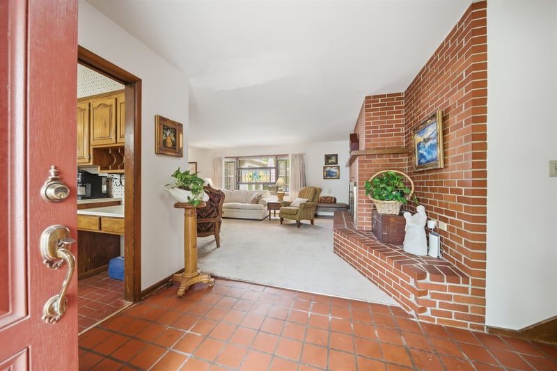 608 8th , Newton, KS 67114