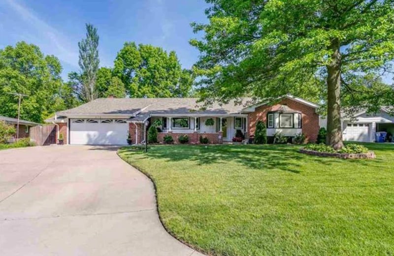 316 N Fairway Ave, Wichita, KS 67212