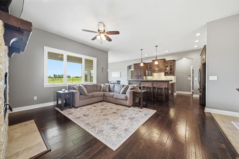 9828 S 119th W, Clearwater, KS 67026