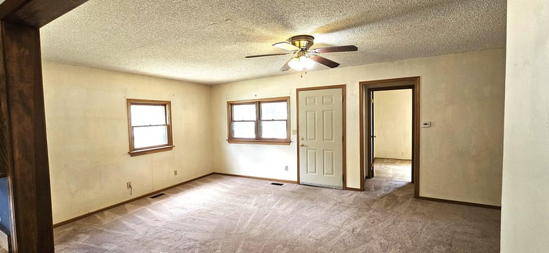 1525 N 7th St, Arkansas City, KS 67005