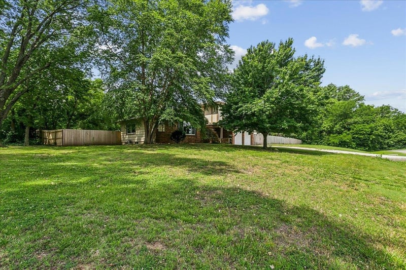 1113 Springdale , Derby, KS 67037