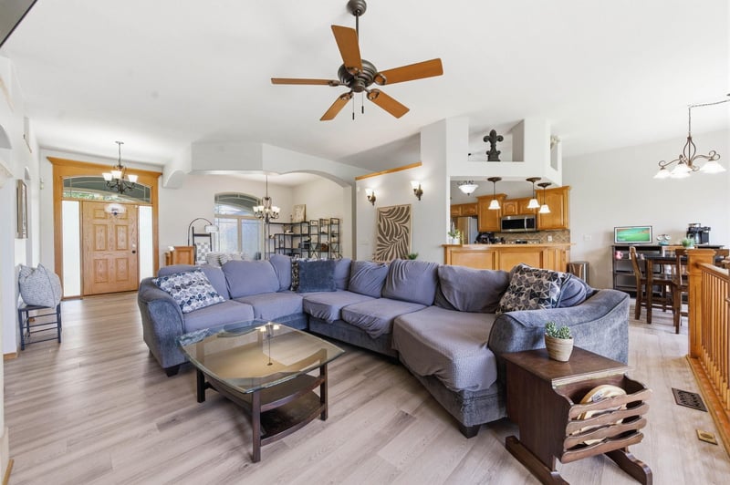 2216 Newberry St, Derby, KS 67037